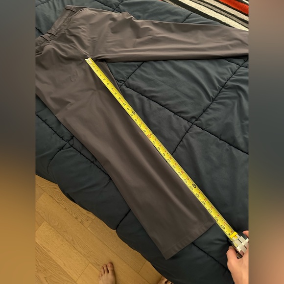 Men’s Rhone Slim Commuter Pant, Dark Grey, 32x30 - Picture 5 of 5